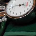 blood-pressure-monitor-350930_1920